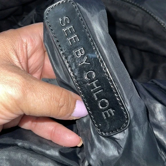 See by Chloe should bag excellent condition black . - Picture 3 of 11